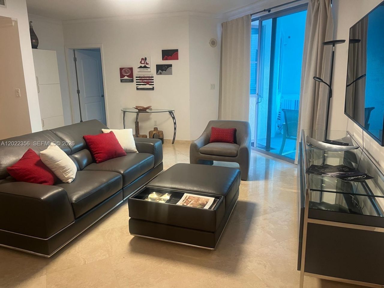 110 Washington Ave , Unit 1614, Miami Beach, FL 33139 Photo
