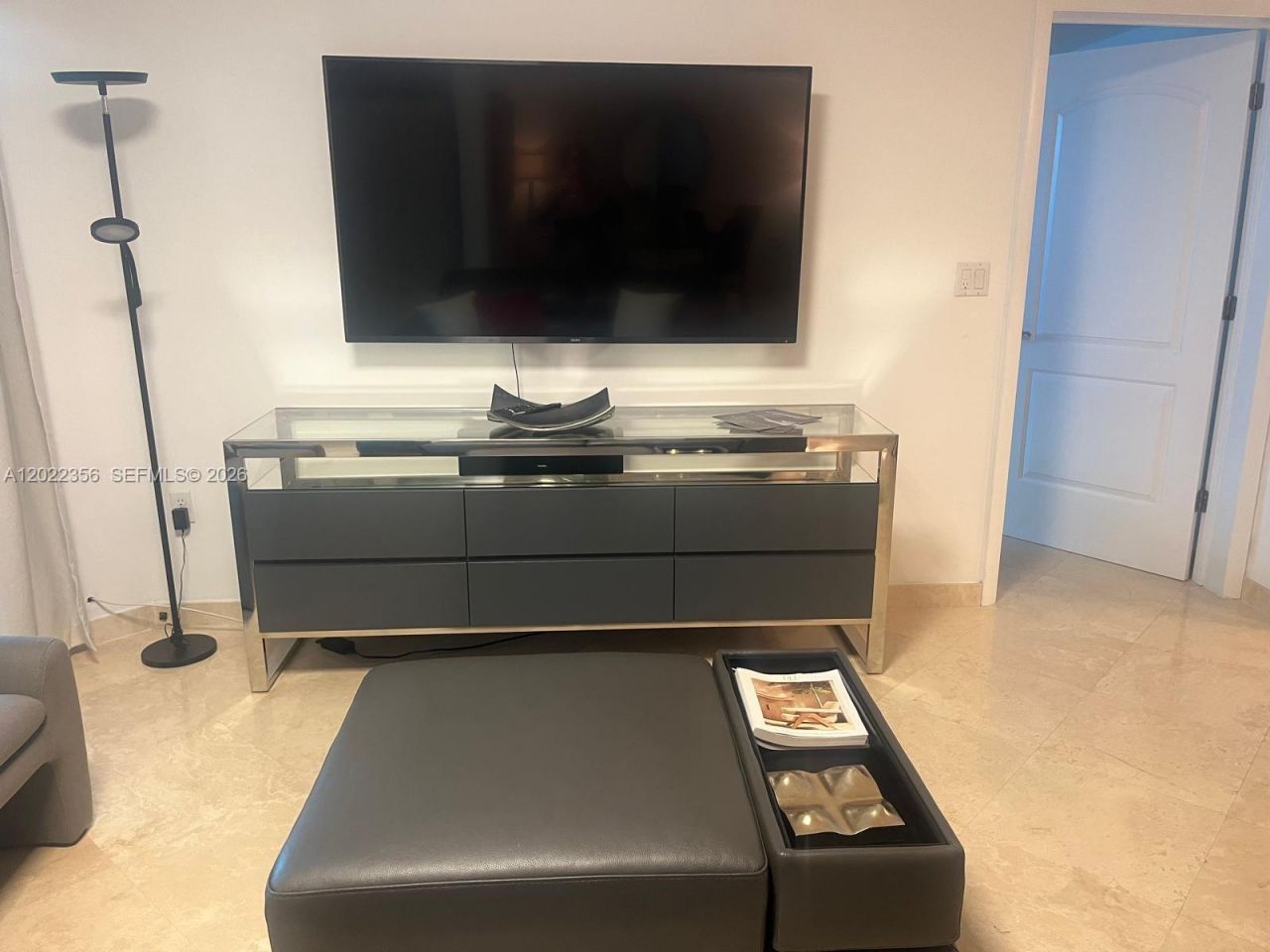 110 Washington Ave , Unit 1614, Miami Beach, FL 33139 Photo