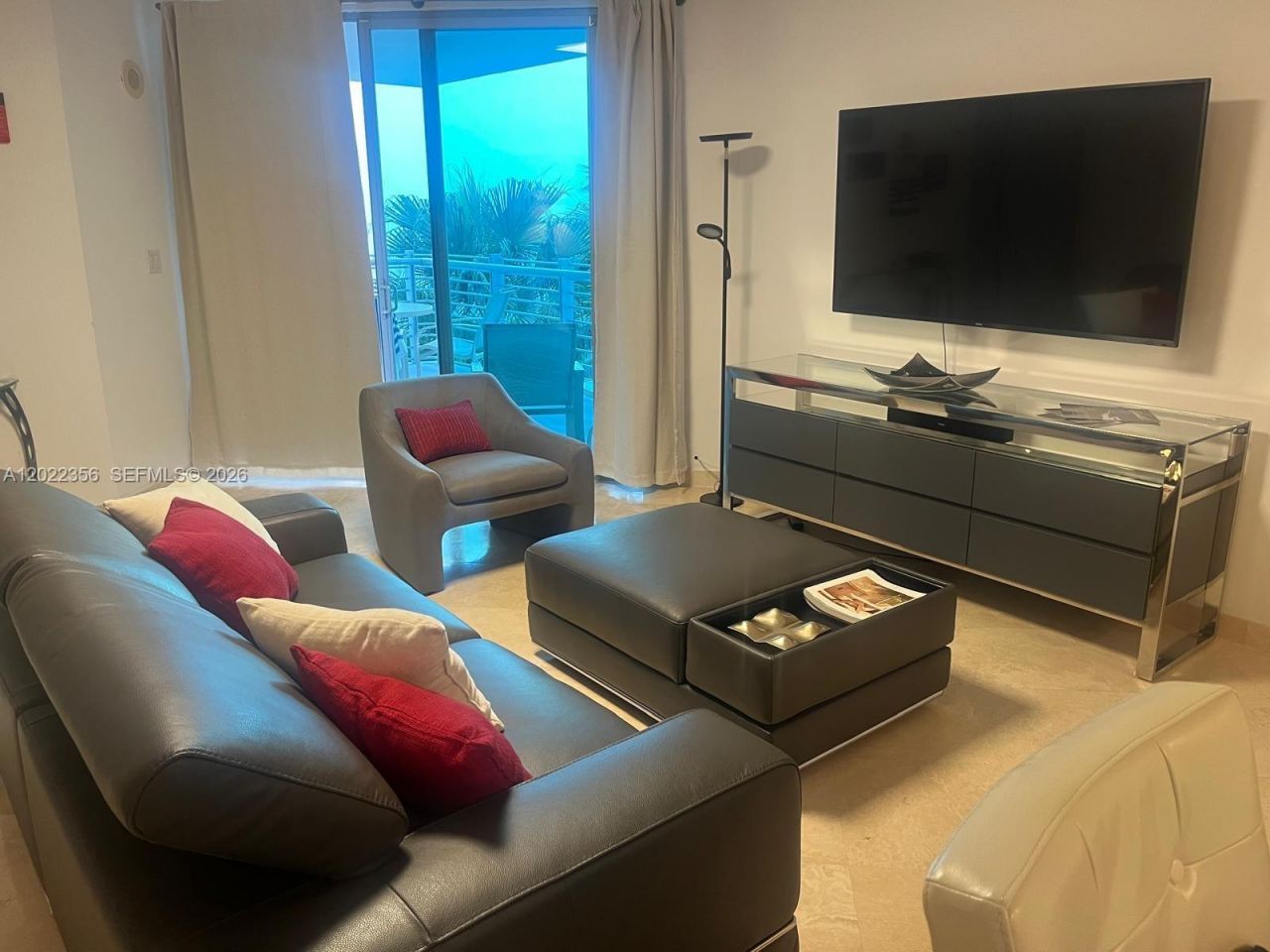 110 Washington Ave , Unit 1614, Miami Beach, FL 33139 Photo