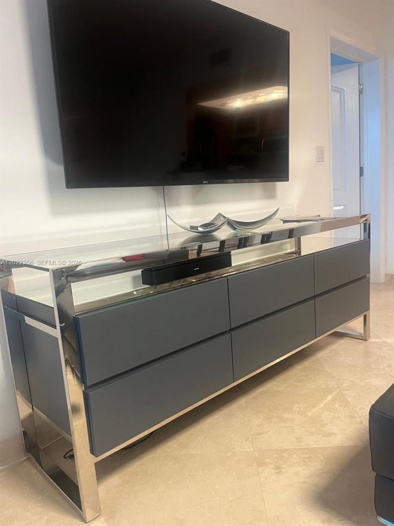 110 Washington Ave , Unit 1614, Miami Beach, FL 33139 Photo