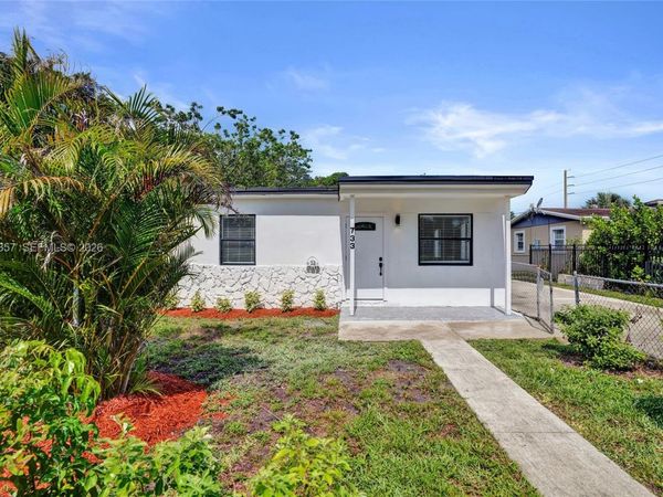 733 NW 15th Ter , Fort Lauderdale, FL 33311