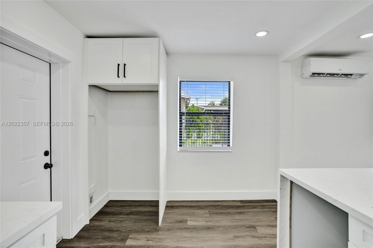 733 NW 15th Ter , Fort Lauderdale, FL 33311 Photo
