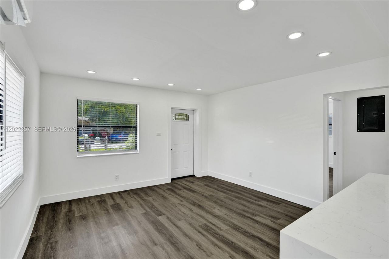 733 NW 15th Ter , Fort Lauderdale, FL 33311 Photo