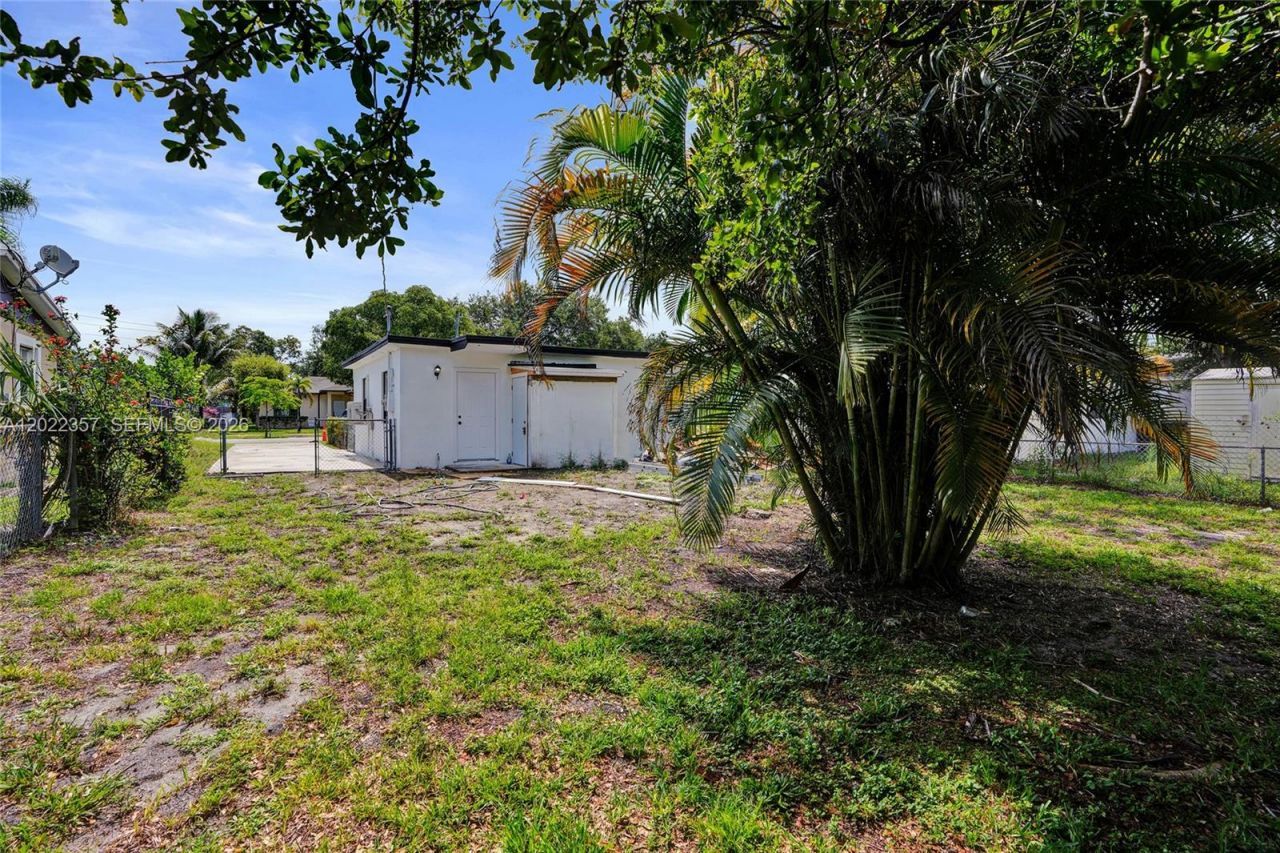 733 NW 15th Ter , Fort Lauderdale, FL 33311 Photo