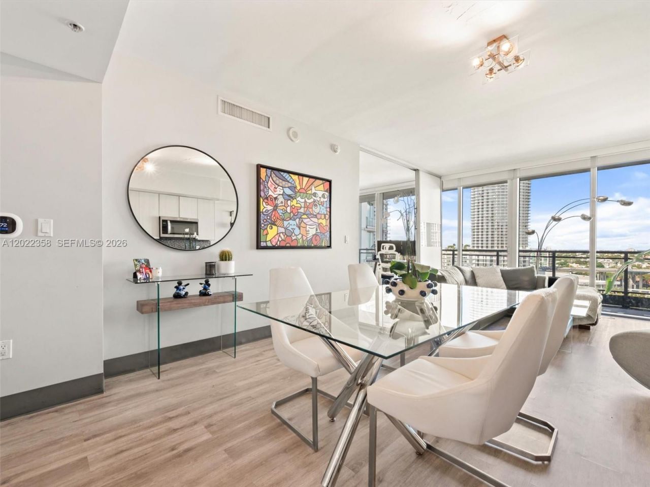 92 SW 3rd St , Unit 1607, Miami, FL 33130 Photo