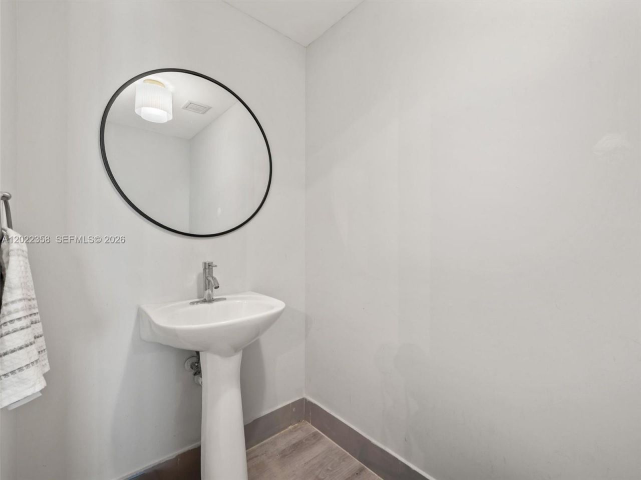 92 SW 3rd St , Unit 1607, Miami, FL 33130 Photo