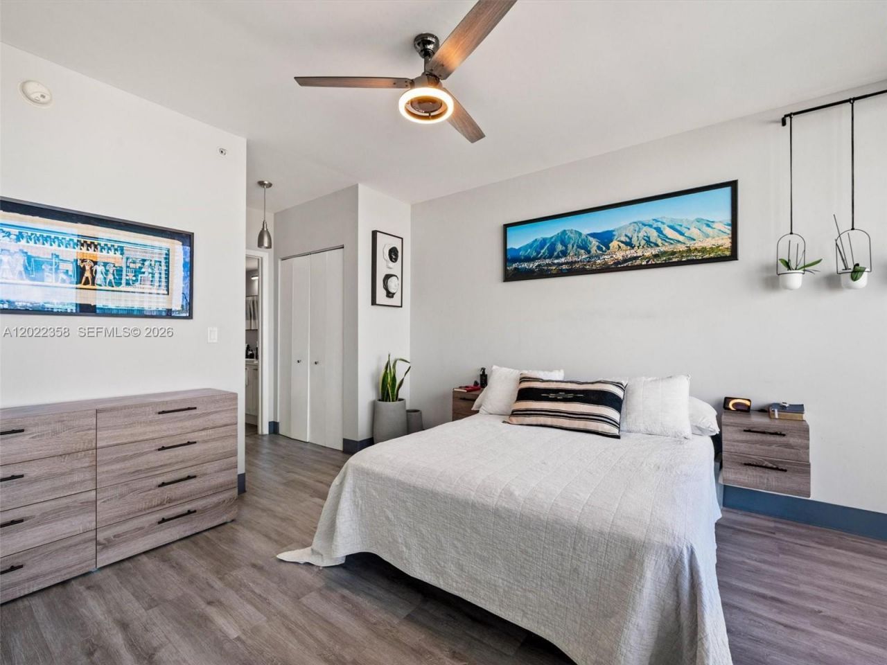 92 SW 3rd St , Unit 1607, Miami, FL 33130 Photo