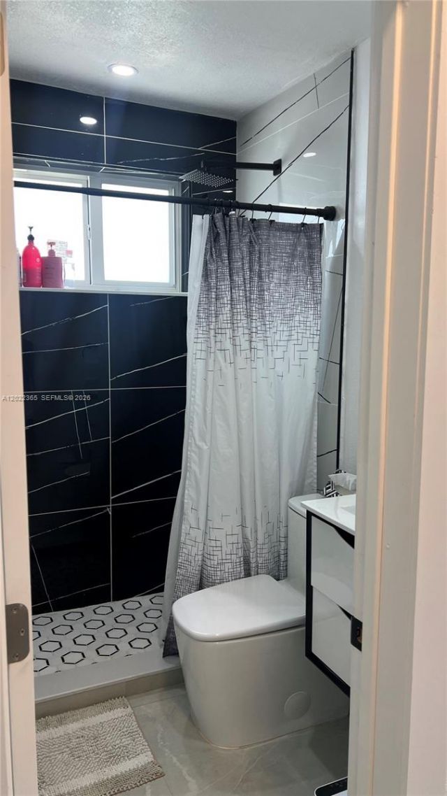 2330 NW 13th St , Fort Lauderdale, FL 33311 Photo