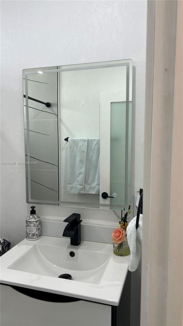 2330 NW 13th St , Fort Lauderdale, FL 33311 Photo
