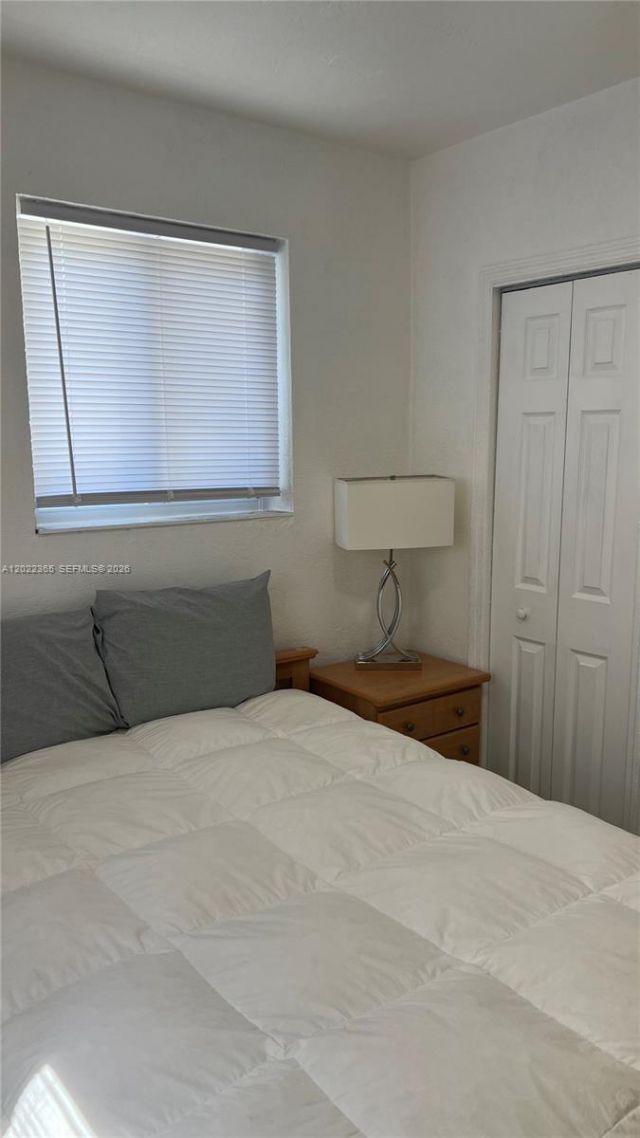 2330 NW 13th St , Fort Lauderdale, FL 33311 Photo