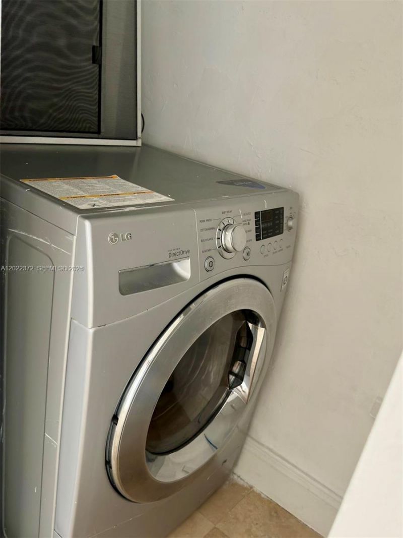 1231 Pennsylvania Ave, Unit 9, Miami Beach, FL 33139 Photo
