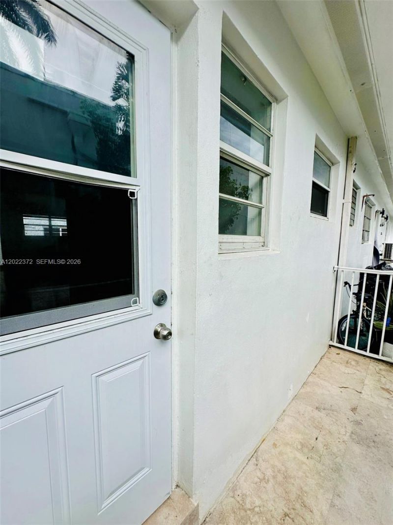 1231 Pennsylvania Ave, Unit 9, Miami Beach, FL 33139 Photo