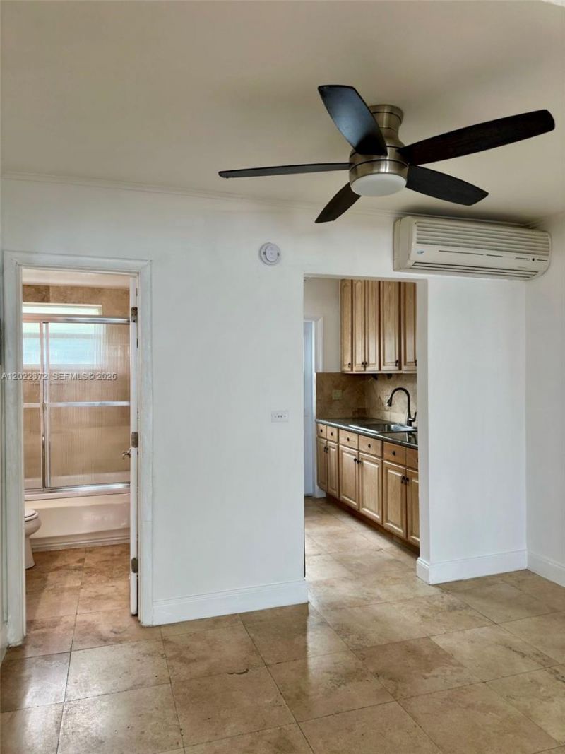 1231 Pennsylvania Ave, Unit 9, Miami Beach, FL 33139 Photo