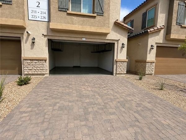250 Cordelia Cove Avenue, Unit 212, Henderson, NV 89011