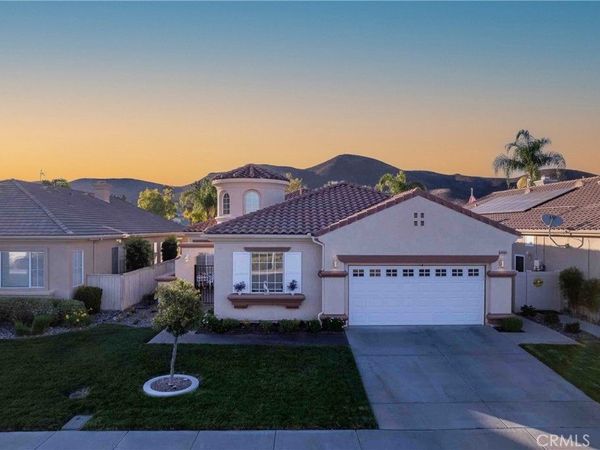 29325 Sparkling Drive, Menifee, CA 92584