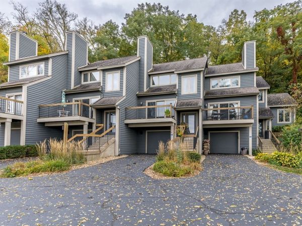 315 Territory Drive, Galena, IL 61036