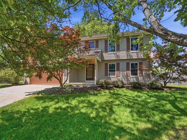 7679 Arapaho Court, Worthington, OH 43085