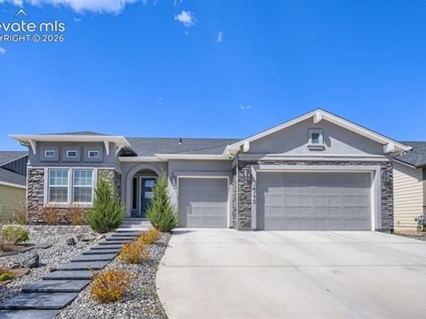 16798 Roaming Elk Drive, Monument, CO 80132