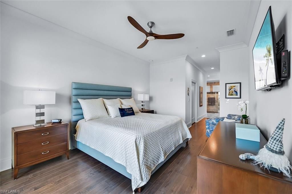 21530 Strada Nuova Cir, Unit 409, Estero, FL 33928 Photo