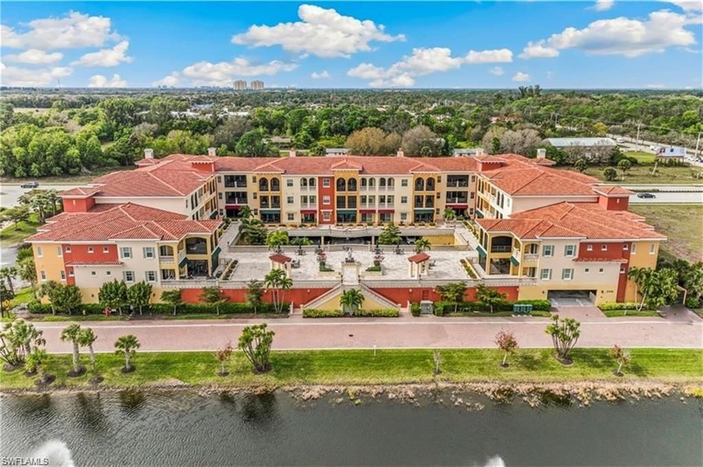 21530 Strada Nuova Cir, Unit 409, Estero, FL 33928 Photo