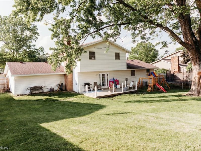 2122 Windham Street NE, Canton, OH 44721 Photo 3