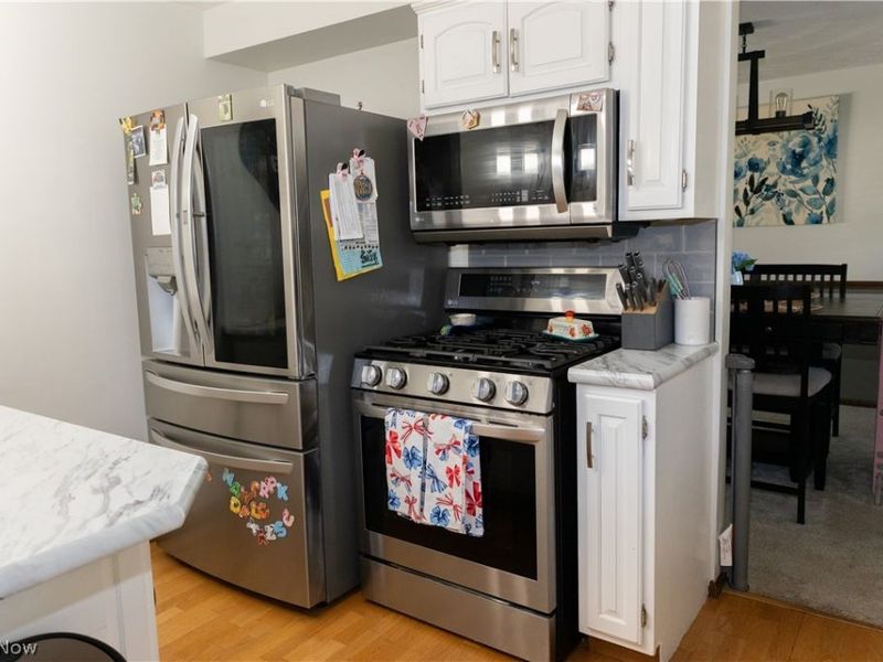 2122 Windham Street NE, Canton, OH 44721 Photo 5