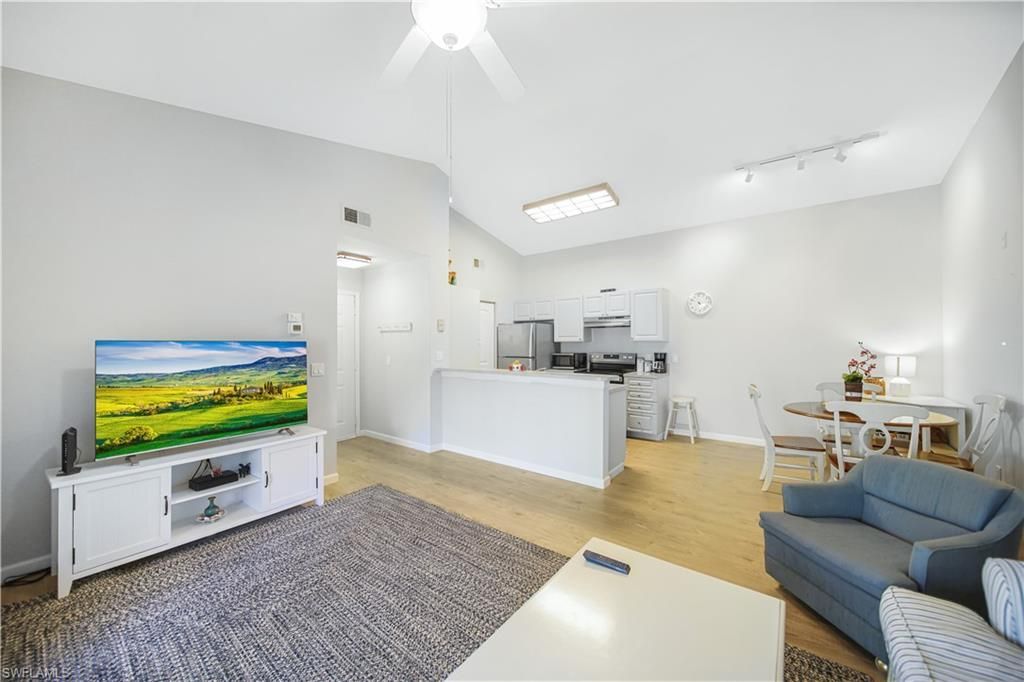 2058 Arbour Walk Cir, Unit 322, Naples, FL 34109 Photo