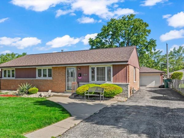 6328 W 85th Street , Burbank, IL 60459
