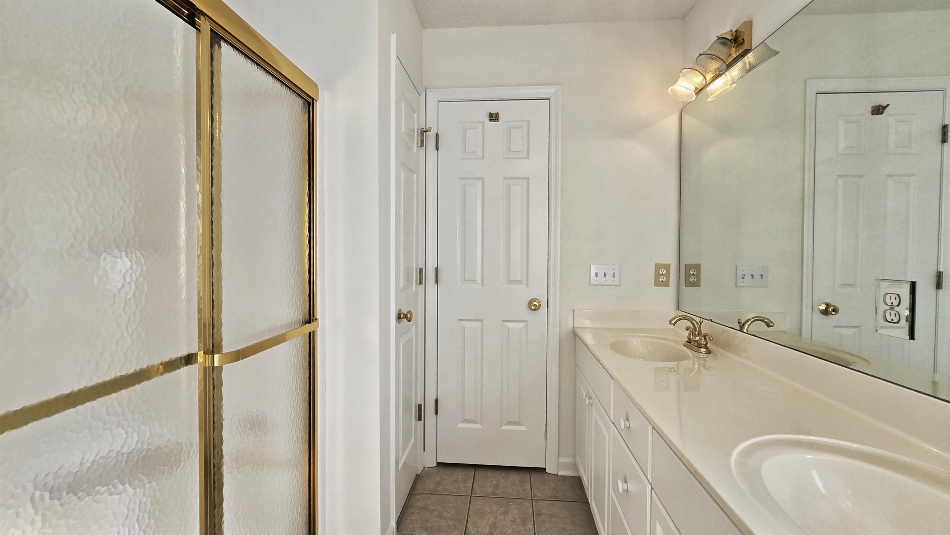 4091 Lakeshore Dr.  Photo 12