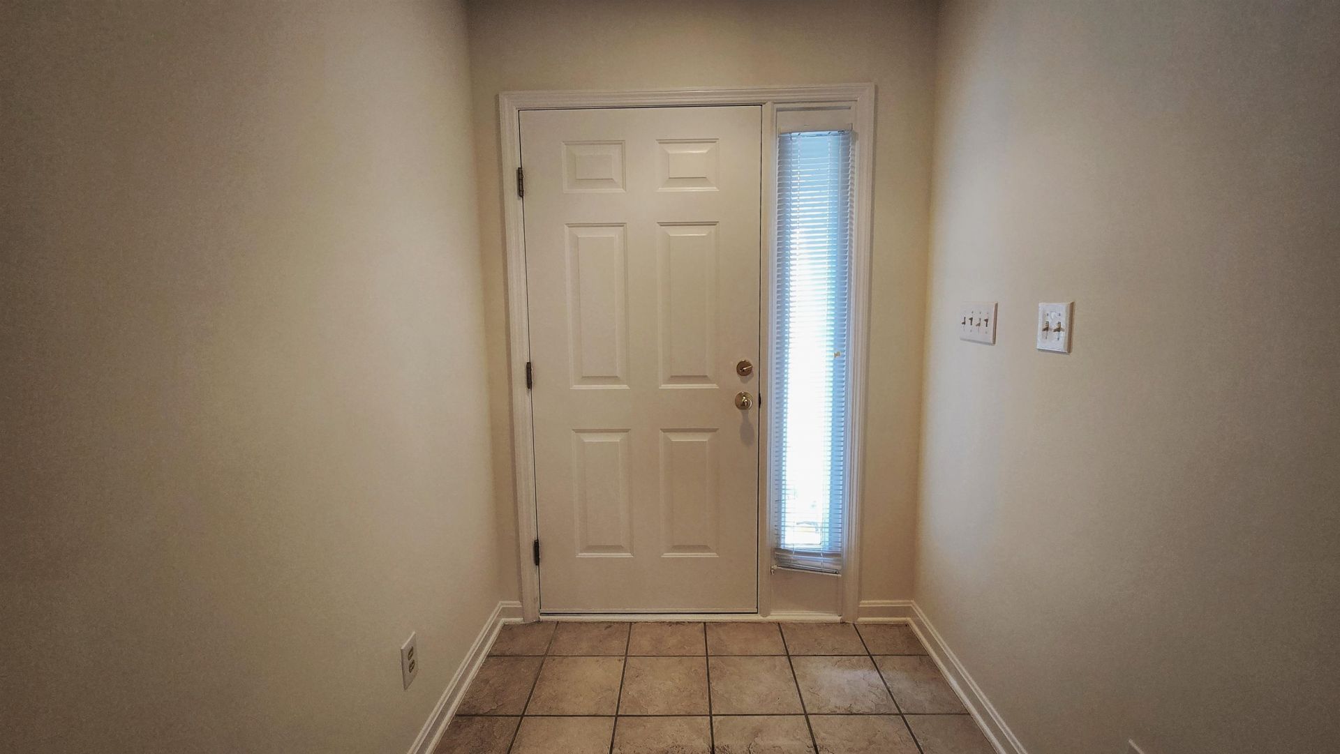 4091 Lakeshore Dr.  Photo 9