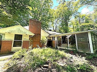 2092 Holmes Drive, Twinsburg, OH 44087
