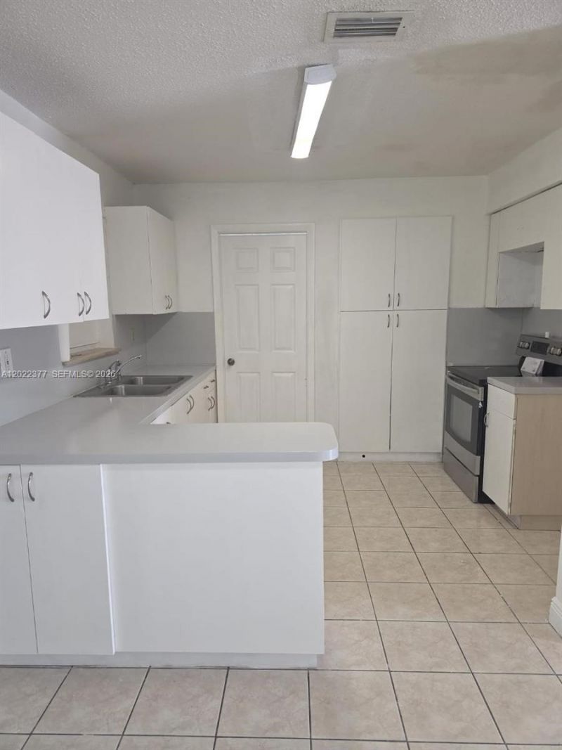 14905 SW 304th Ter, Homestead, FL 33033 Photo