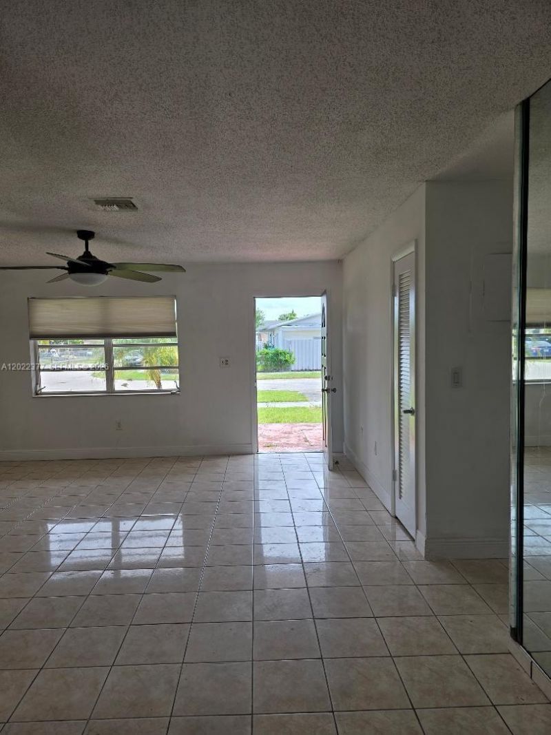 14905 SW 304th Ter, Homestead, FL 33033 Photo