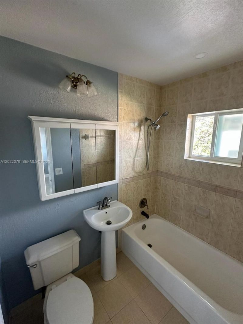 1014 Salzedo St , Unit 311, Coral Gables, FL 33134 Photo