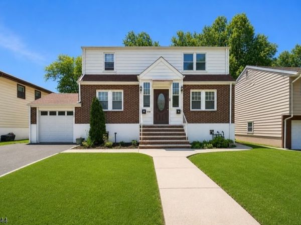 2198 Halsey St, Union, NJ 07083