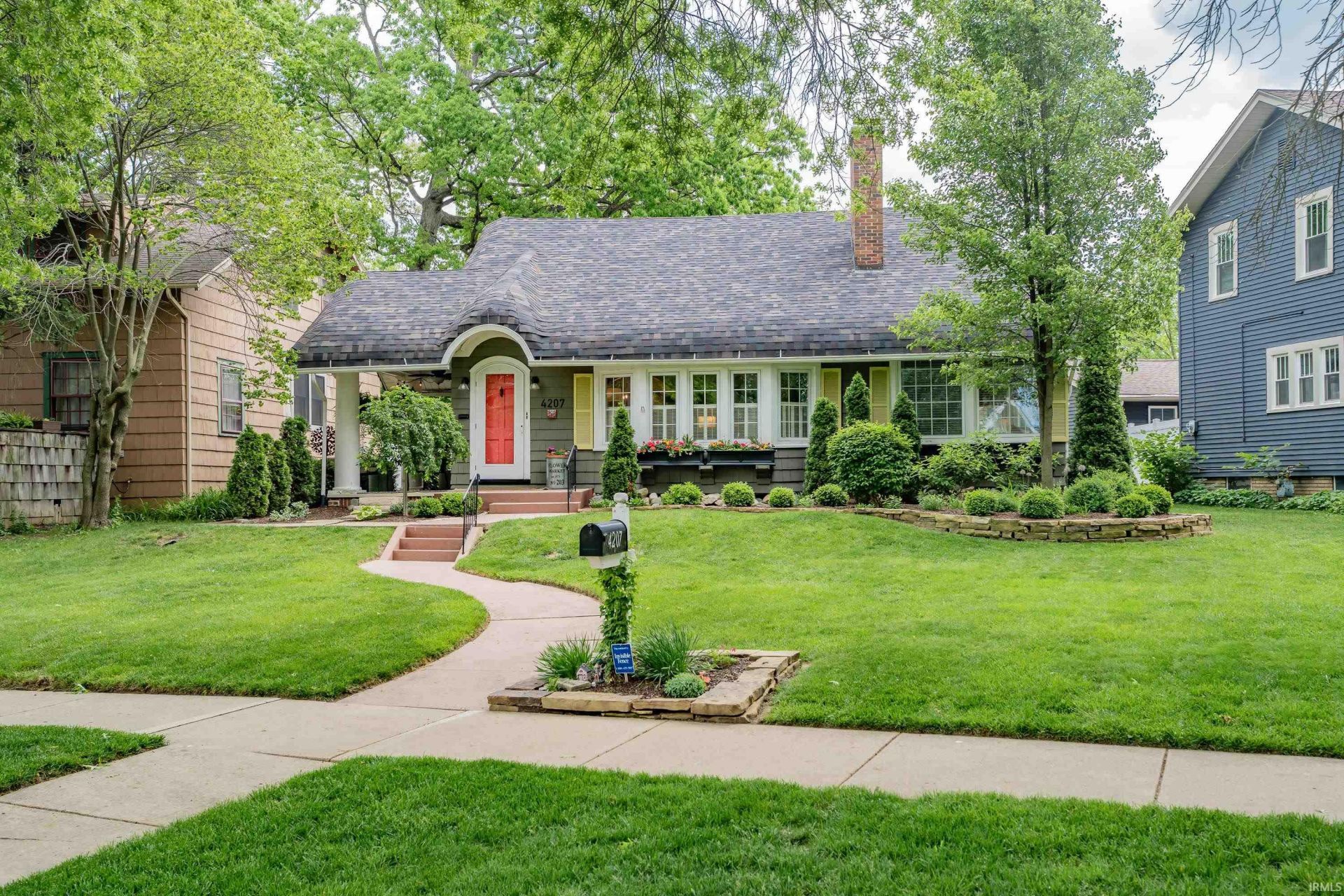 4207 Indiana Avenue, Fort Wayne, IN 46807 Main Photo