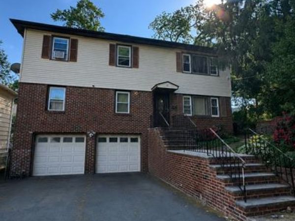 22 Evelyn Court, MAPLEWOOD, NJ 07040