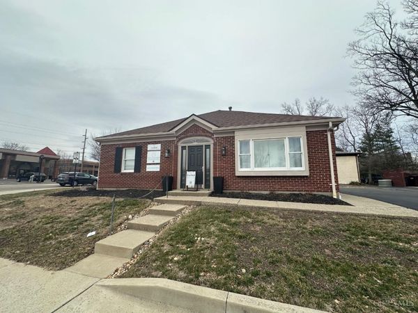 9754 Kenwood Road, Blue Ash, OH 45242