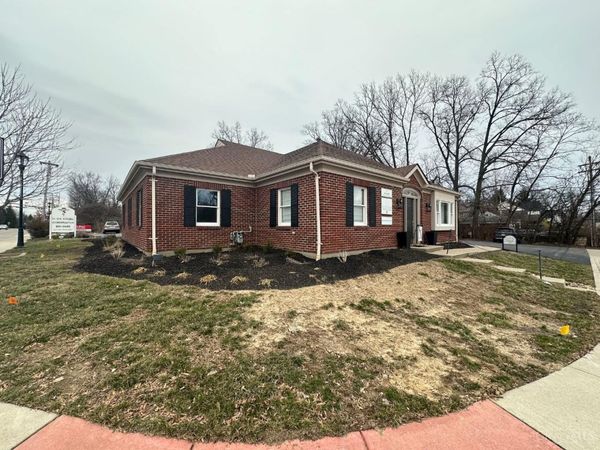 9754 Kenwood Road, Blue Ash, OH 45242