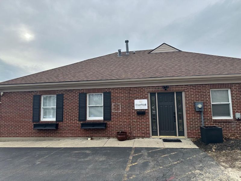 9754 Kenwood Road, Blue Ash, OH 45242 Photo 3