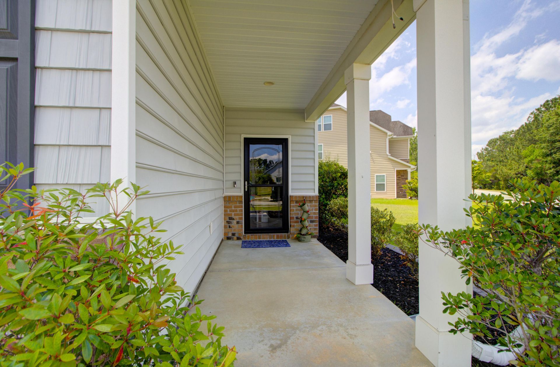 415 Fetterbush Drive Photo 12