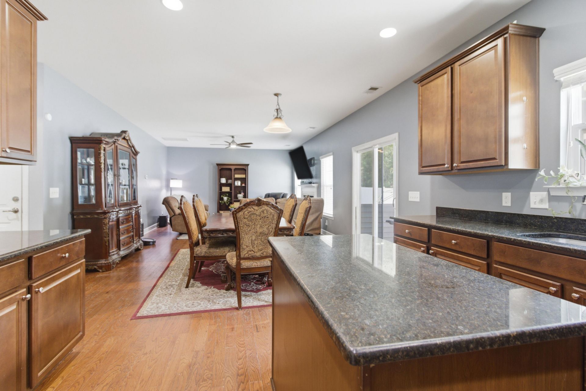 415 Fetterbush Drive Photo 14