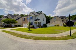 415 Fetterbush Drive photo 4