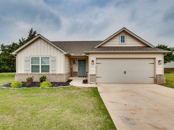 3321 Oak Ridge, Guthrie, OK 73044
