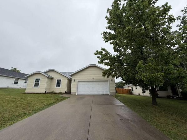 715 S Eastridge , Nixa, MO 65714
