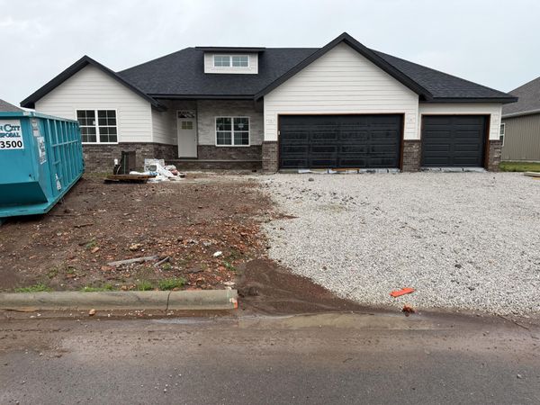 1417 N Collins Drive , Republic, MO 65738