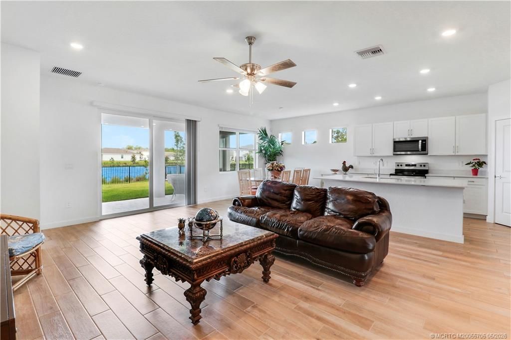 5783 SE Sky Blue Circle, Stuart, FL 34997 Photo
