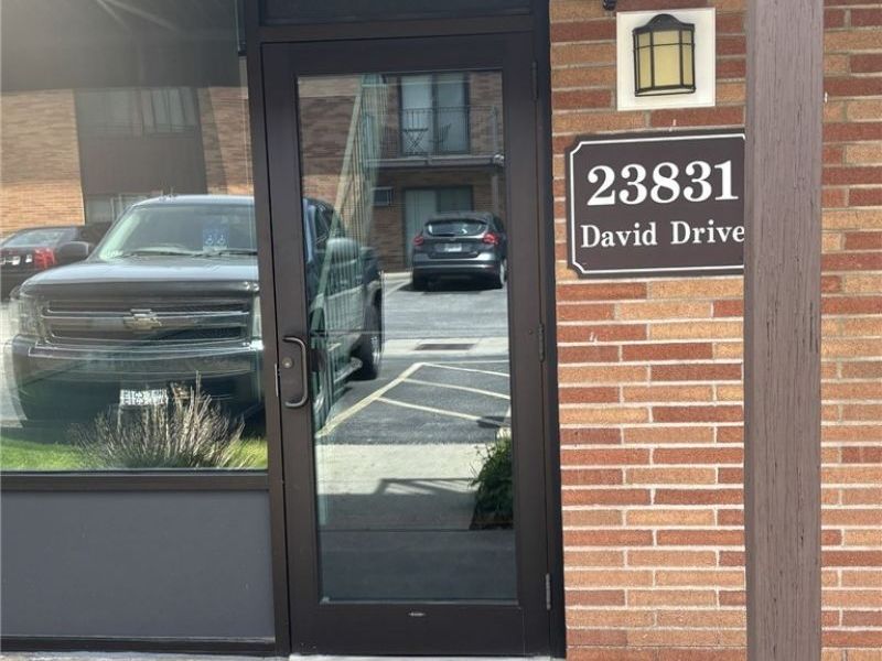 23831 David Drive, Unit 205, North Olmsted, OH 44070 Photo 2