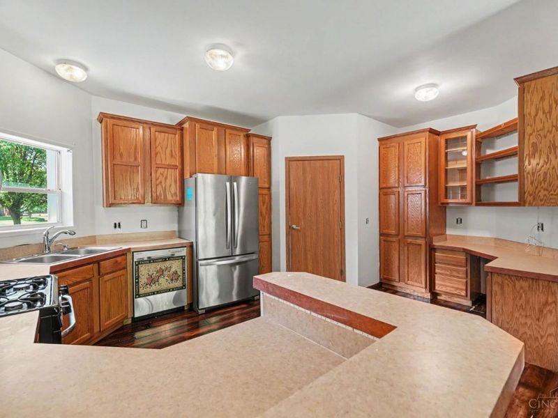 4229 E Fork Hills Drive, Williamsburg Twp, OH 45103 Photo 9
