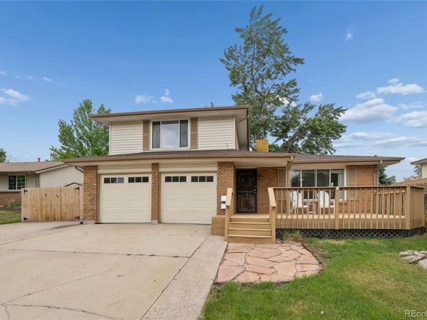 8352 Yarrow Court , Arvada, CO 80005